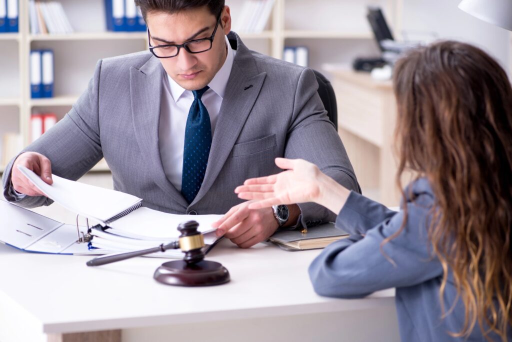 divorce mediation lawyer